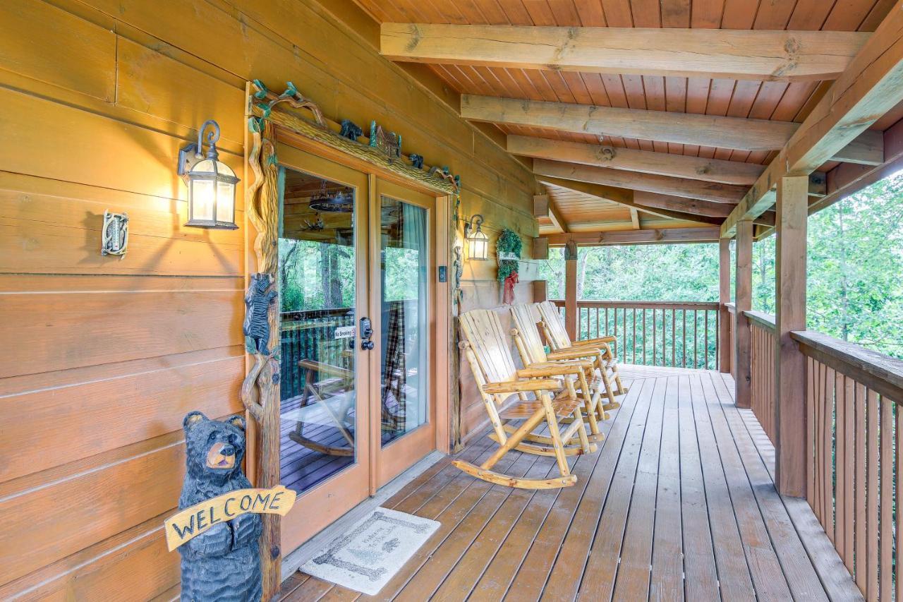 Sevierville Cabin With Wraparound Deck And Lake Access المظهر الخارجي الصورة